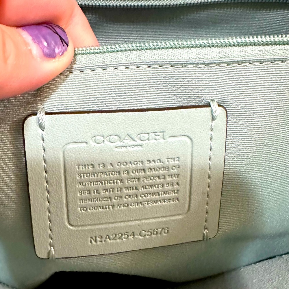 Coach tote bag! - Picture 2 of 4